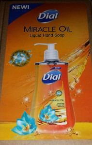 Dial_MiracleOil_HandSoap_2